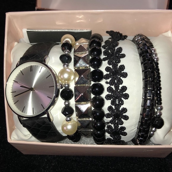 New Watch & Bracelet Gift Set - Picture 2 of 4